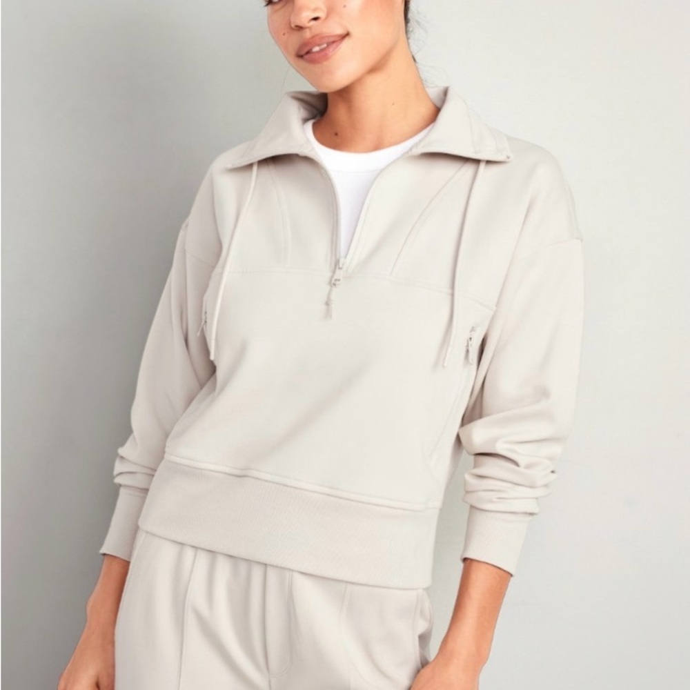 Old navy dynamic fleece half-Zip Pullover - Picture 4 of 4
